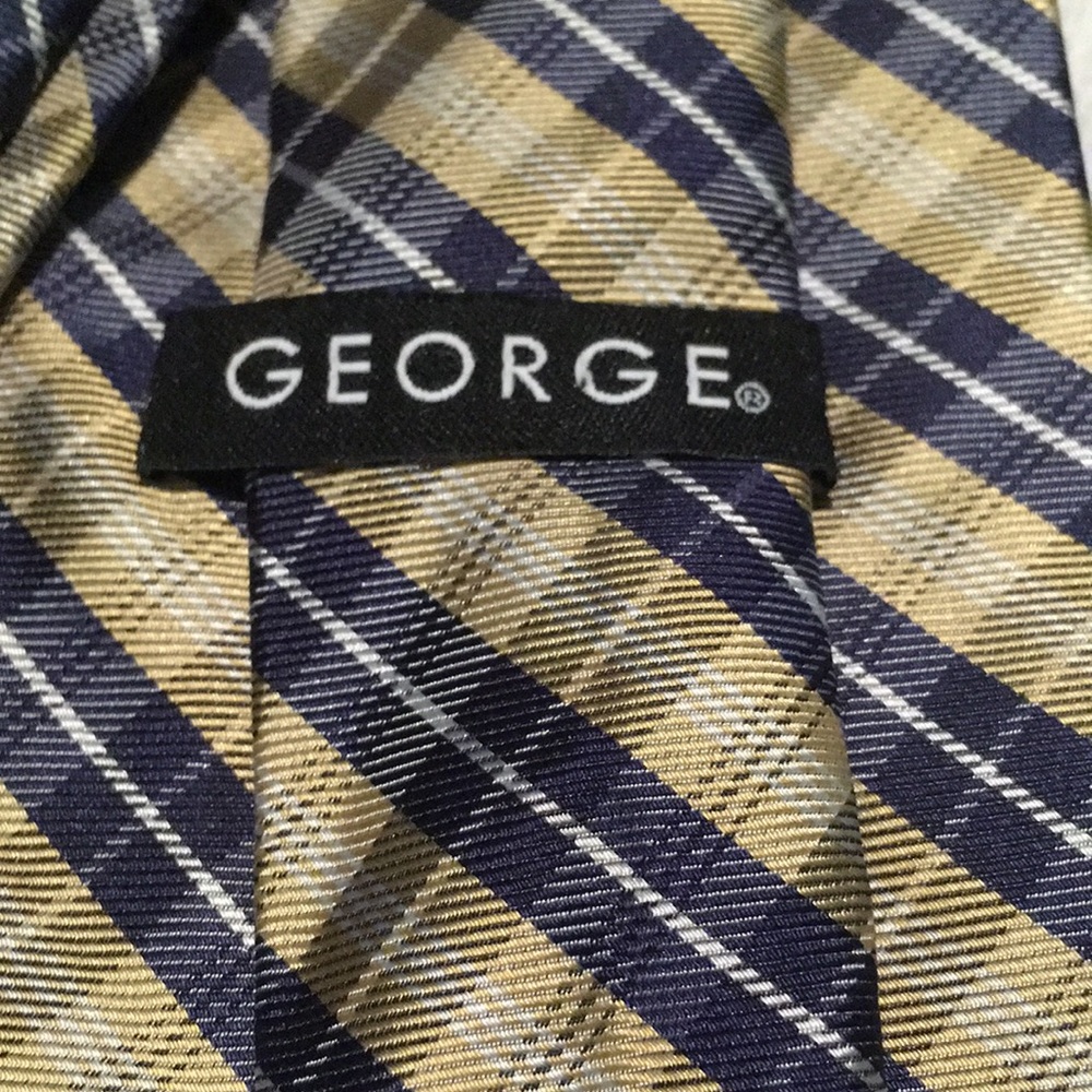 George tie - Picture 4 of 4